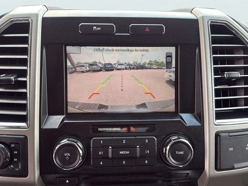 Used 2015 Ford F150 Lariat AWD/4WD image 11