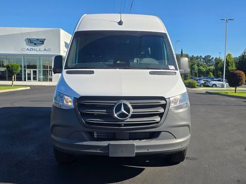 New 2026 Mercedes-Benz Sprinter 2500 image 9