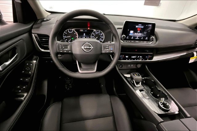 New 2026 Nissan Rogue Dark Armor AWD/4WD image 21