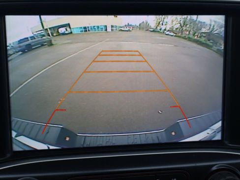 Used 2016 GMC Sierra 1500 SLE w/ SLE Value Package image 16