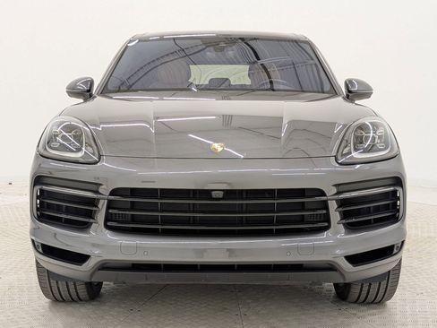 Used 2021 Porsche Cayenne image 6
