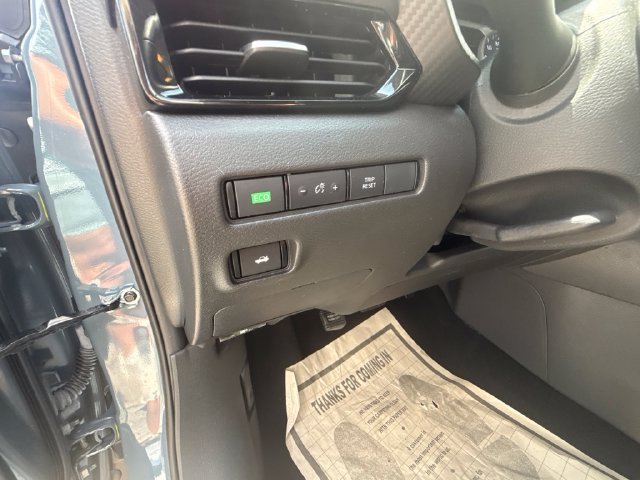 Used 2025 Nissan Sentra SV w/ All-Weather Package FWD image 18