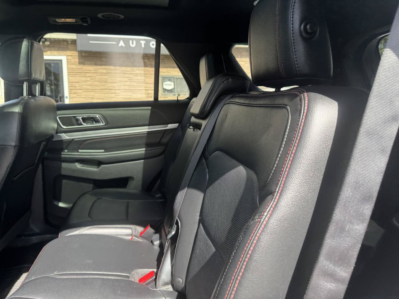 Used 2016 Ford Explorer Sport w/ Equipment Group 401A AWD/4WD image 39