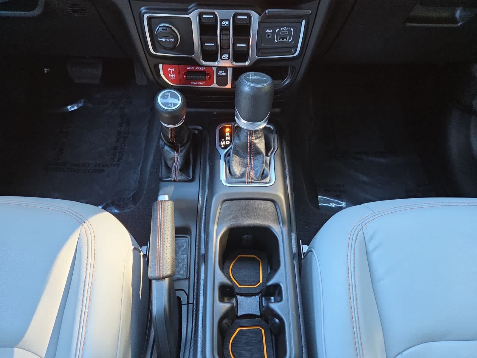 Used 2023 Jeep Gladiator Mojave w/ LED Lighting Group AWD/4WD image 15