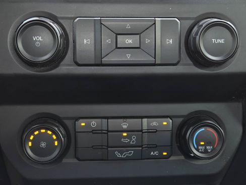 Used 2019 Ford F150 XL RWD image 14