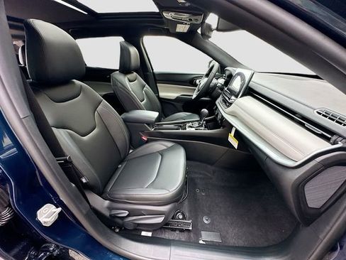 New 2026 Jeep Compass Limited w/ Sun, Sound & Navigation Group AWD/4WD image 30