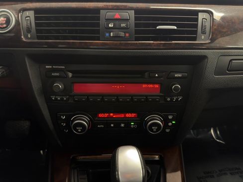 Used 2009 BMW 328i Sedan RWD image 13
