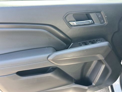 Used 2026 Chevrolet Colorado LT w/ LT Convenience Package AWD/4WD image 14