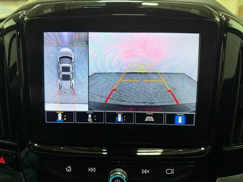 Used 2023 Chevrolet Traverse RS AWD/4WD image 20