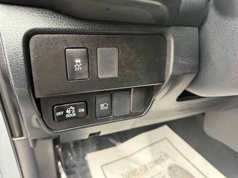 Used 2020 Toyota Tacoma SR5 image 16