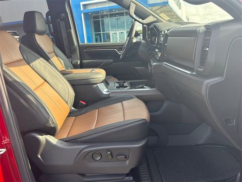 Used 2026 Chevrolet Silverado 2500 High Country w/ High Country Premium Package image 14