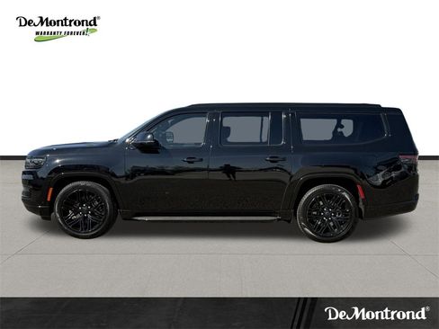 New 2025 Jeep Wagoneer L Series II w/ Convenience Group I image 8