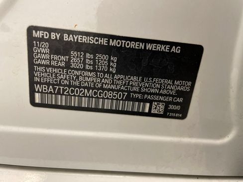 Used 2021 BMW 740i w/ M Sport Package RWD image 31