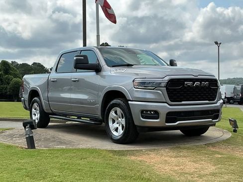 Used 2025 RAM 1500 Big Horn AWD/4WD image 1