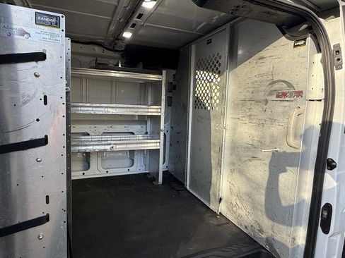 Used 2018 Ford Transit 150 130 Low Roof image 20