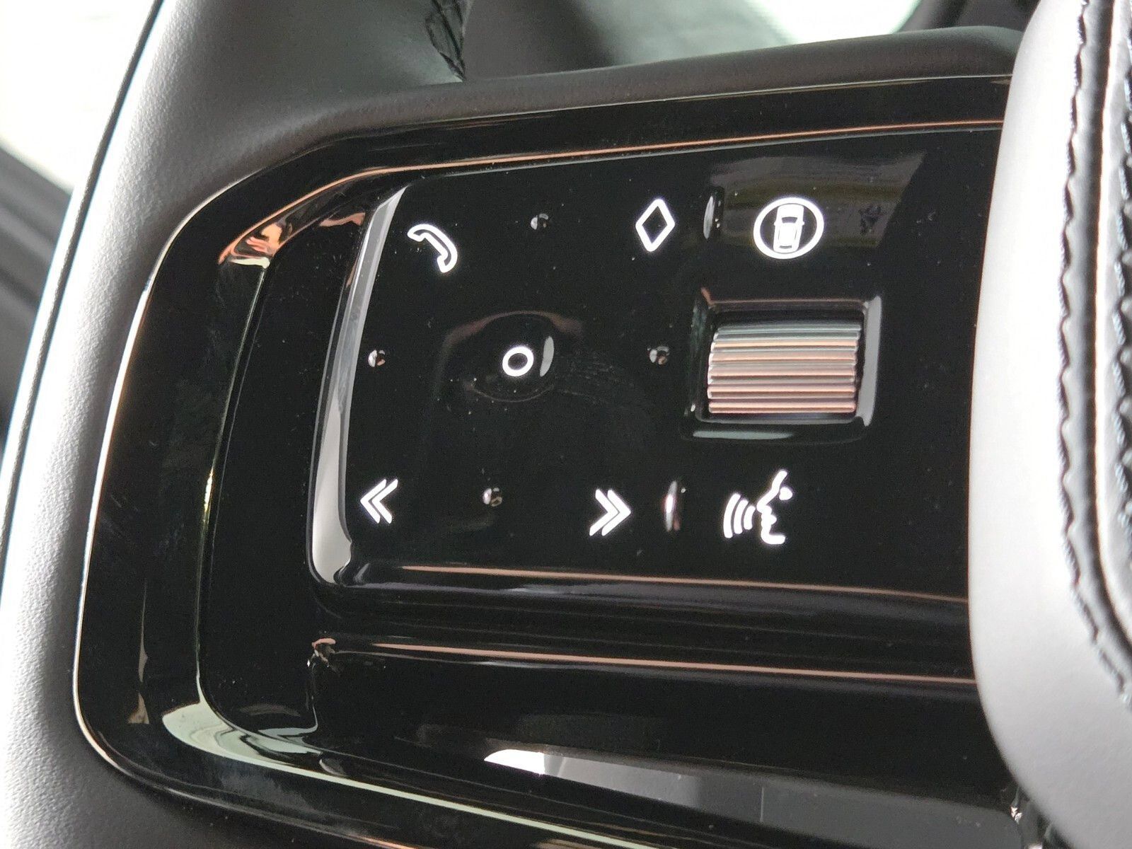 New 2026 Land Rover Range Rover Sport Autobiography AWD/4WD image 24