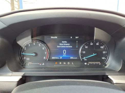 Used 2022 Ford Explorer XLT w/ Equipment Group 202A image 20