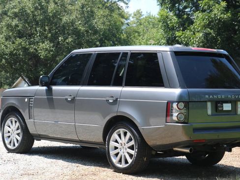 Used 2011 Land Rover Range Rover Supercharged AWD/4WD image 14
