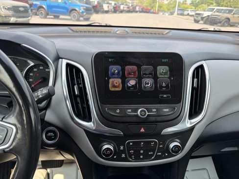 Used 2018 Chevrolet Equinox LT w/ Sun & Infotainment Package AWD/4WD image 25