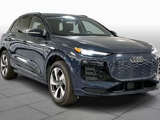 New 2025 Audi Q6 e-tron Premium video 2