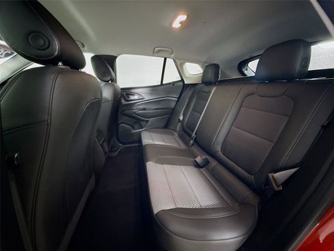 Used 2024 Chevrolet Trax LT w/ Driver Confidence Package image 23