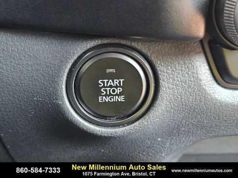 Used 2023 MAZDA CX-50 Meridian Edition image 27