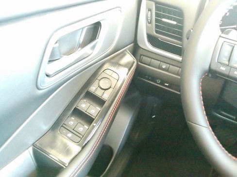 New 2026 Nissan Rogue SV image 44