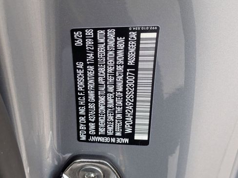 Certified 2025 Porsche 911 Carrera S image 27