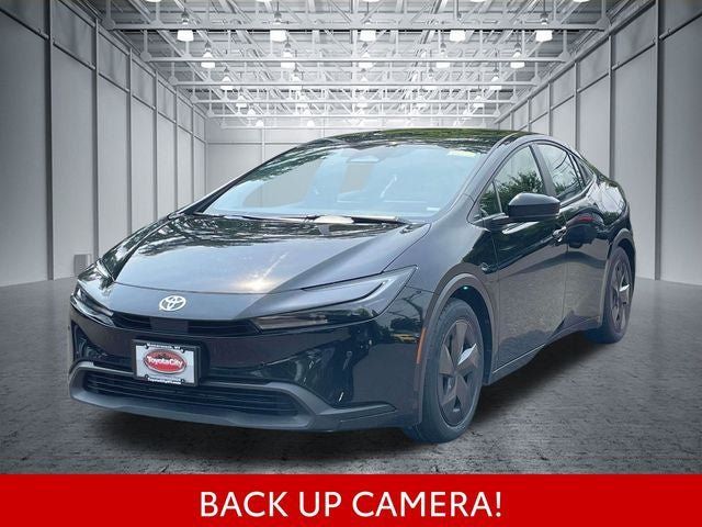 Certified 2025 Toyota Prius FWD image 4
