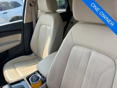 Used 2018 Audi Q5 2.0T Premium Plus w/ Premium Plus Package AWD/4WD image 13
