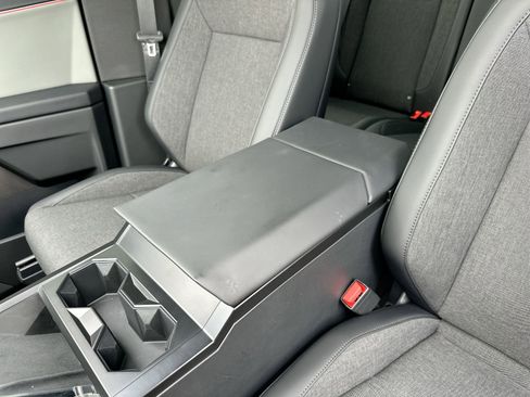 Used 2025 Tesla Cybertruck 2WD Crew Cab image 21