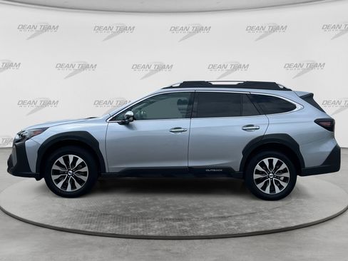 Used 2024 Subaru Outback Touring XT AWD/4WD image 4