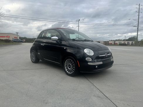 Used 2013 FIAT 500 Lounge image 3