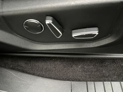 Used 2016 Ford F150 XLT w/ Equipment Group 302A Luxury image 27