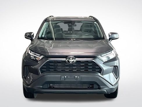 Used 2022 Toyota RAV4 XLE w/ Convenience Package AWD/4WD image 3