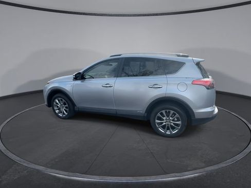 Used 2018 Toyota RAV4 Limited image 9