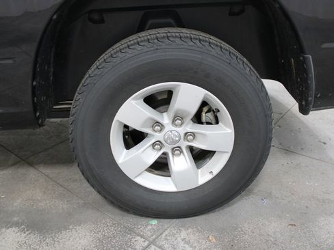 Used 2024 RAM 1500 Classic SLT image 34