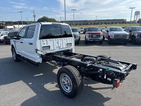 New 2026 Ford F350 XL w/ XL Chrome Package image 5