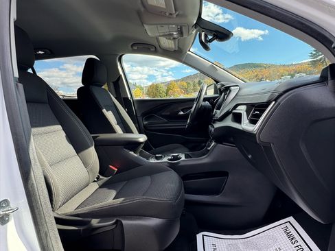 Used 2023 GMC Terrain SLE w/ Driver Convenience Package image 29