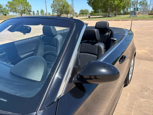 Used 2008 BMW 128i Convertible image 4
