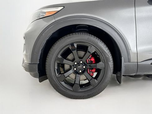 Used 2020 Ford Explorer ST w/ ST High-Performance Pack image 28
