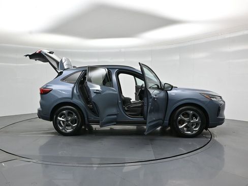 Certified 2023 Ford Escape ST-Line w/ Tech Pack #1 image 5