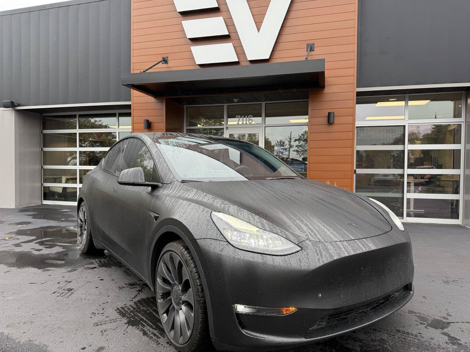 Used 2022 Tesla Model Y Performance AWD/4WD image 10