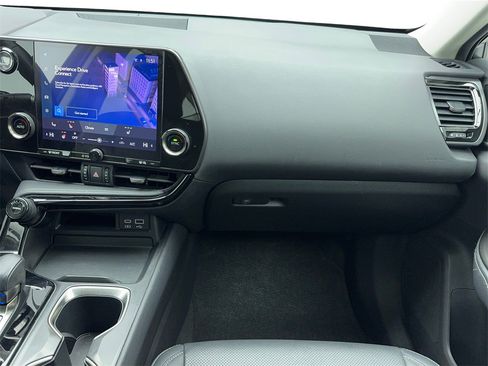 Used 2024 Lexus NX 250 250 NAV,CAM,SUNROOF,HTD STS,BL w/ Cold Area Package image 19