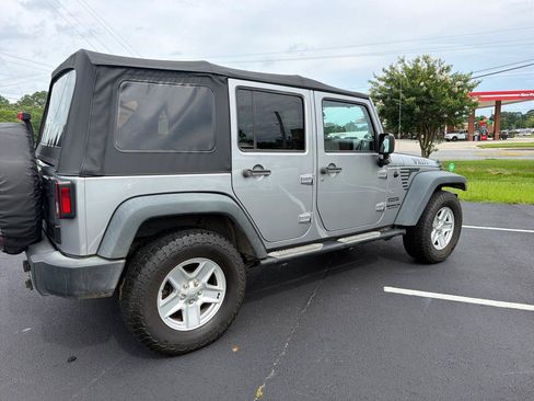 Used 2016 Jeep Wrangler Unlimited Sport AWD/4WD image 4