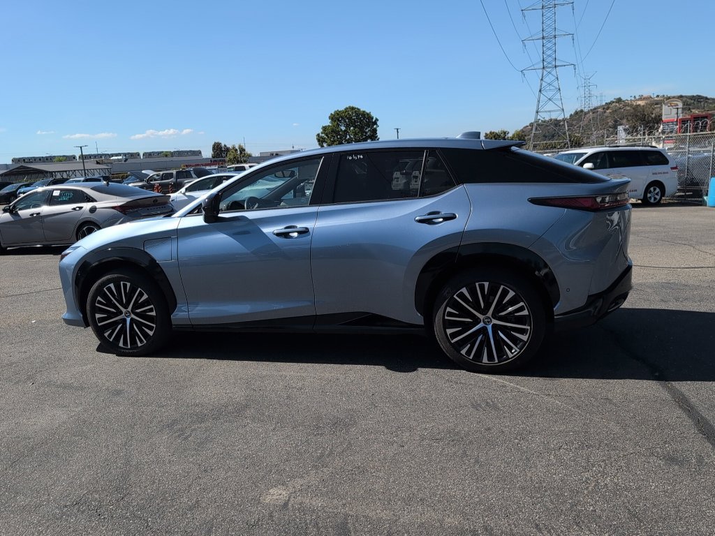 Used 2023 Lexus RZ 450e Premium w/ Accessory Package (Z1) AWD/4WD image 6