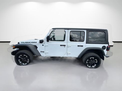Used 2024 Jeep Wrangler Unlimited Rubicon 4xe AWD/4WD image 6
