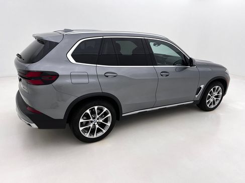 Certified 2026 BMW X5 xDrive40i w/ Premium Package AWD/4WD image 6