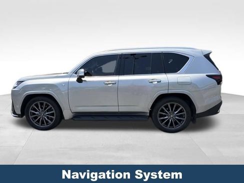 Used 2023 Lexus LX 600 F Sport AWD/4WD image 7