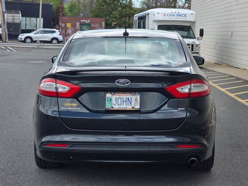 Used 2014 Ford Fusion SE w/ Equipment Group 201A FWD image 7